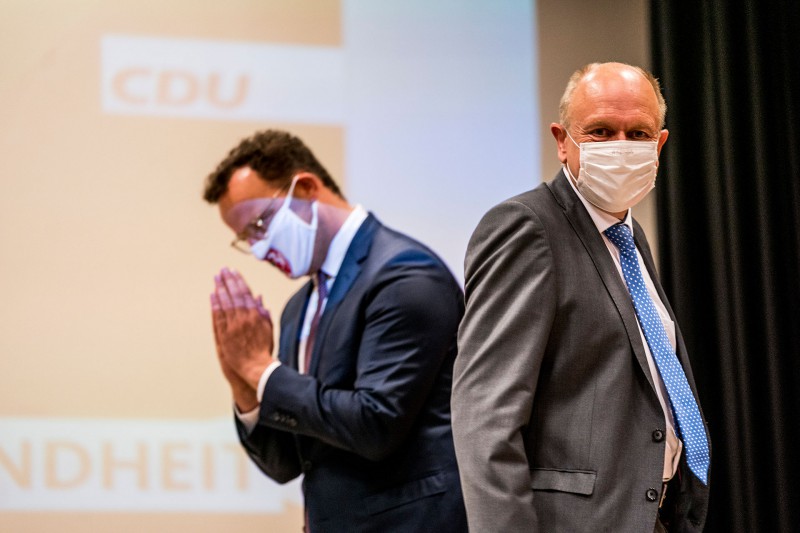 Zusammen mit Gesundheitsminister Jens Spahn in Hövelhof